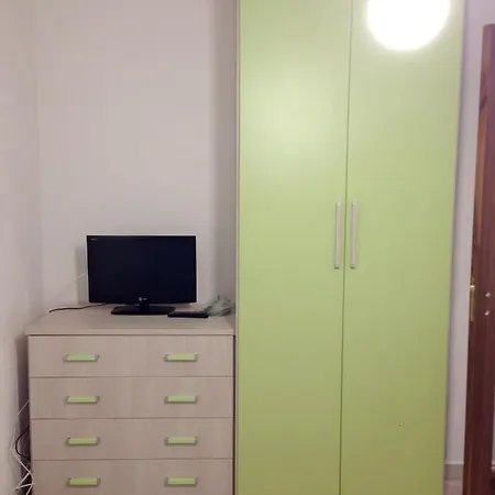 Charming In With Shared Pool *