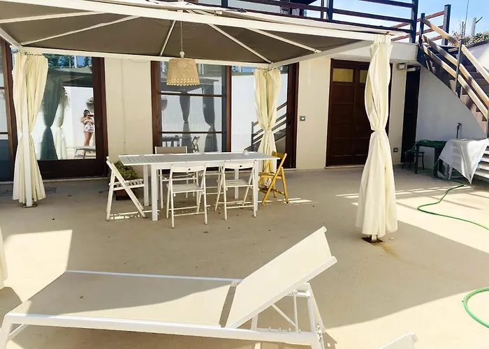 Apartment Charming In With Shared Pool