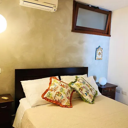 Apartment Charming In With Shared Pool