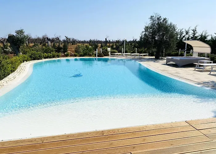 Charming In With Shared Pool 아파트 나르도